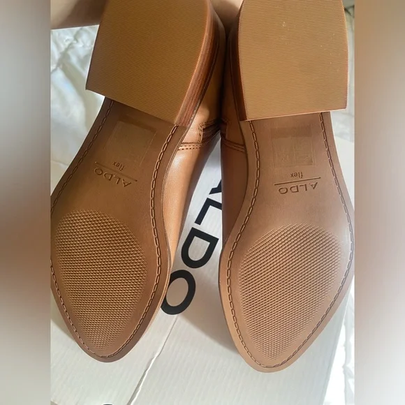 Aldo Larecaja Tan Leather Booties size 7.5M - Picture 5 of 6
